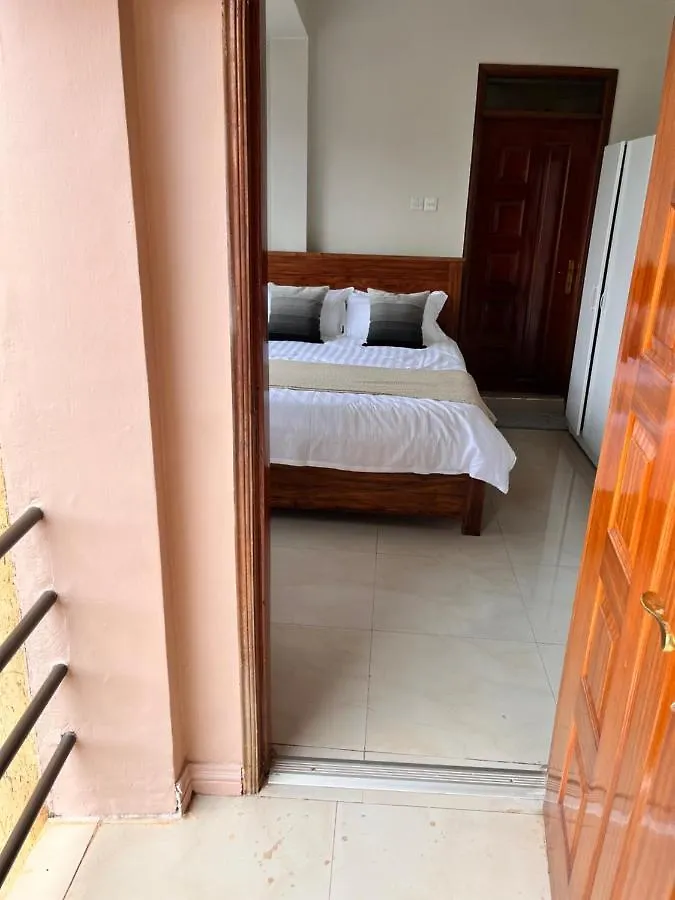 Spacious 3 Bedroom Apartment Excellent Location Bugolobi Kampala - Immersion 1