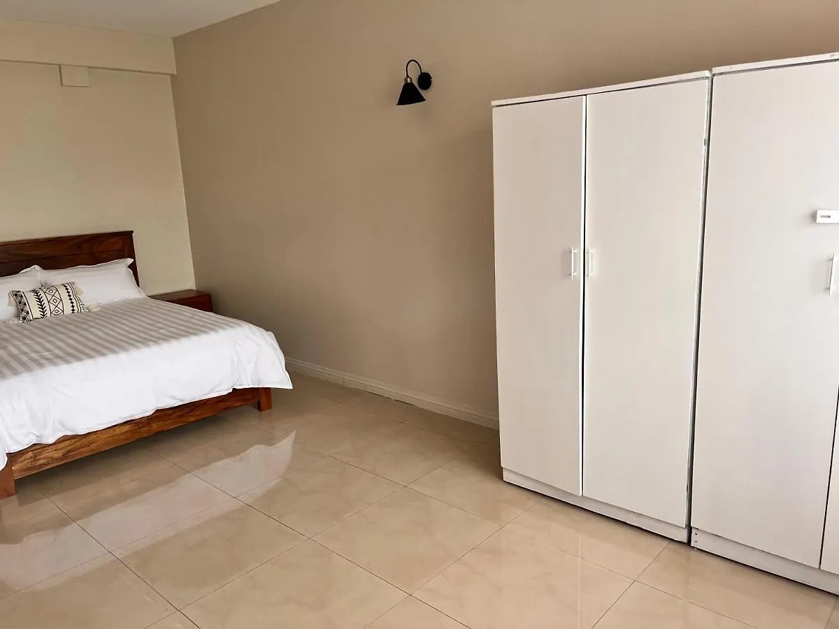 Spacious 3 Bedroom Apartment Excellent Location Bugolobi Kampala - Immersion 1
